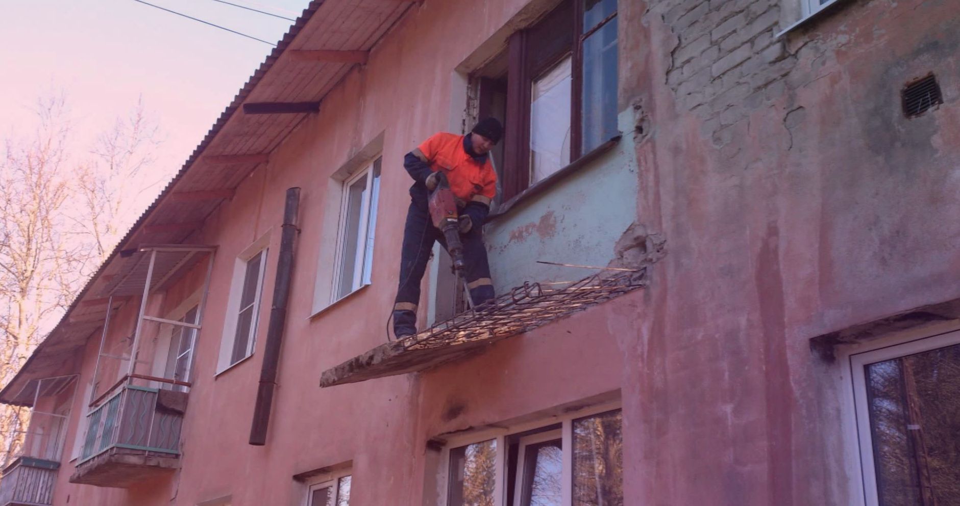 При ремонте или реконструкции балкона нужно знать